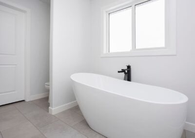 White bath tub